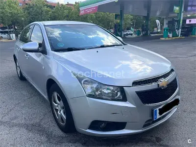 Usado Chevrolet Cruze LT 124 CV (91 kW) 2011 Blanco Berlina
