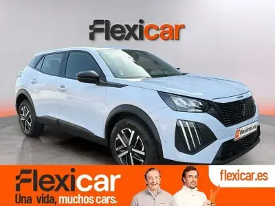 Usado Peugeot 2008 Active 100 CV (73 kW) 2023 Blanco SUV