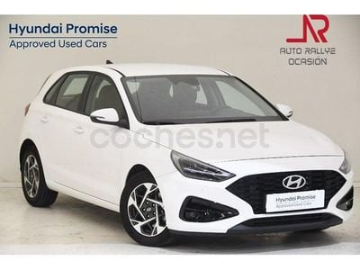 Nuevo Hyundai i30 100 CV (73 kW) 2025 Blanco Berlina