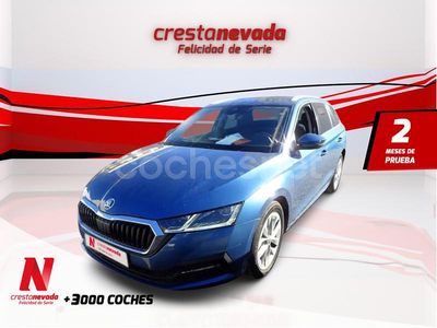 Azul Usado 2021 Skoda Octavia Ambition Berlina | 18.990 € (Precio justo)