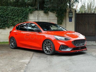 Usado Ford Focus ST 280 CV (205 kW) 2020 Rojo Berlina