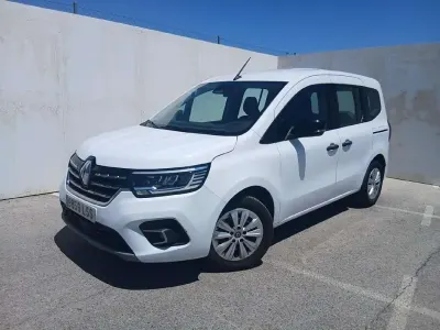 Usado Renault Kangoo Edition One 94 CV (69 kW) 2021 Blanco Monovolumen