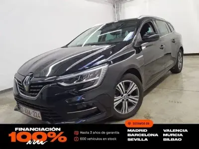 Usado Renault Mégane IV Intens 160 HP (117 kW) 2021 Preto Carrinha
