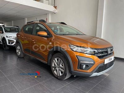 Naranja Usado 2022 Dacia Sandero Comfort Utilitario | 16.500 €