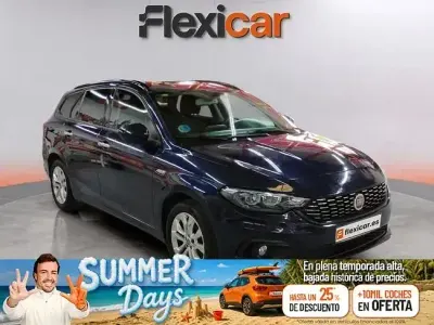Usado Fiat Tipo Easy 120 CV (88 kW) 2018 Azul Berlina