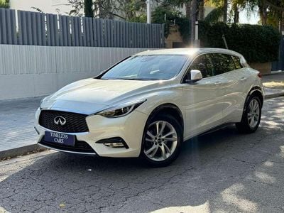 Infiniti Q30