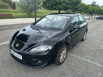 Usado Seat Leon Copa 105 CV (77 kW) 2011 Negro Utilitario