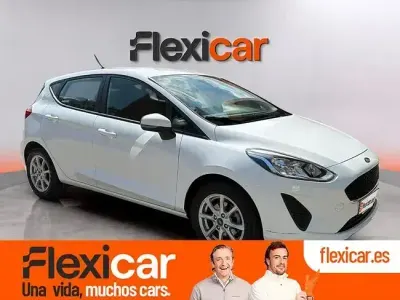 Usado Ford Fiesta Trend 75 CV (55 kW) 2021 Blanco Utilitario