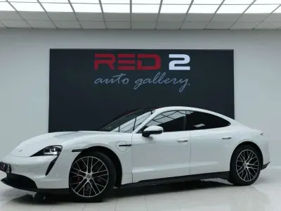 Usado Porsche Taycan 4S 389 kW (530 CV) 2020 Blanco Berlina