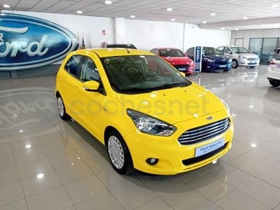 Usado Ford Ka Plus 70 CV (51 kW) 2017 Amarillo Utilitario