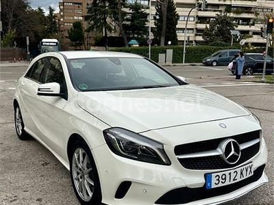 Usado Mercedes A200 156 CV (114 kW) 2019 Blanco Berlina
