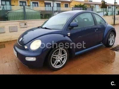Usado VW New Beetle 115 CV (84 kW) 1999 Azul Utilitario