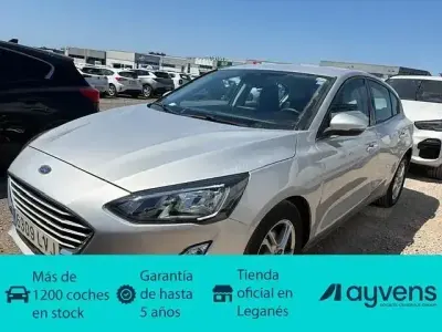 Usado Ford Focus Trend+ 125 CV (91 kW) 2021 Gris Utilitario