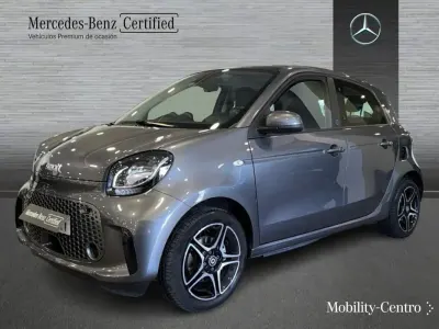 Usado Smart ForFour Electric Drive Passion 60 kW (82 CV) 2022 Gris