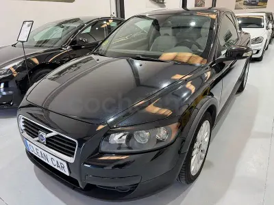 Usado Volvo C30 Momentum 180 CV (132 kW) 2006 Negro Utilitario