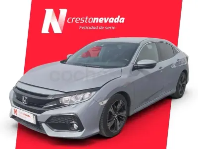 Usado Honda Civic Elegance 129 CV (94 kW) 2019 Gris / plata Berlina