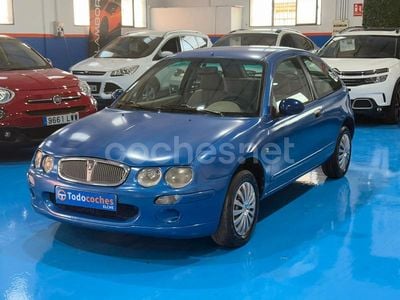Usado Rover 25 103 CV (75 kW) 2000 Azul Utilitario