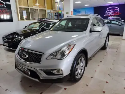 Usado Infiniti QX50 Premium 320 CV (235 kW) 2017 Plateado SUV