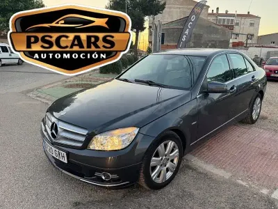 Usado Mercedes C220 Avantgarde 170 CV (125 kW) 2010 Gris / plata Familiar