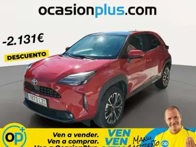 Używany Toyota Yaris Cross Plus 116 KM (85 kW) 2022 Czerwony SUV