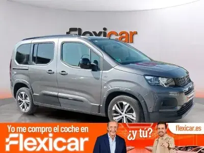 Usado Peugeot Rifter Allure 130 CV (95 kW) 2023 Gris Monovolumen