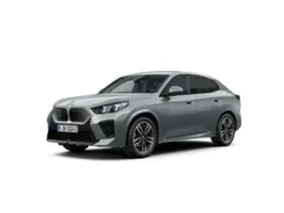 Usado BMW iX2 Comfort Edition 150 kW (204 CV) 2025 Gris SUV