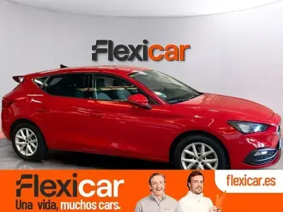 Usado Seat Leon Style 115 CV (84 kW) 2020 Rojo Berlina