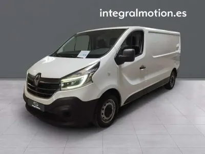 Usado Renault Trafic 110 CV (80 kW) 2022 Blanco Monovolumen