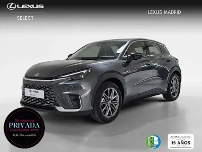 Usado Lexus LBX 136 CV (100 kW) 2025 Gris SUV