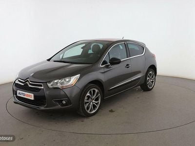 Usado DS Automobiles DS4 Style 121 CV (88 kW) 2015 Gris Berlina