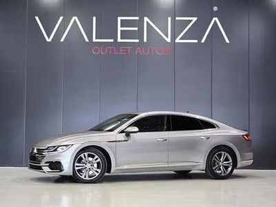 Usado VW Arteon R-line 150 HP (110 kW) 2019 Cinzento Sedan