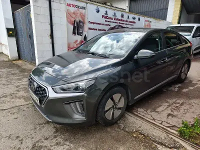 Usado Hyundai Ioniq 141 CV (103 kW) 2021 Gris / plata Utilitario