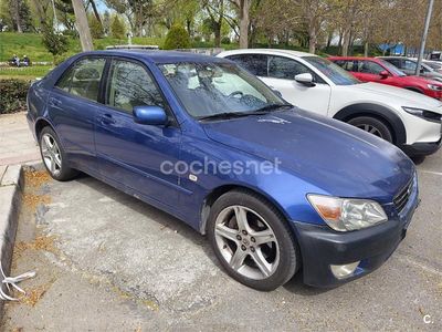 Usado Lexus IS200 Luxury Line 155 CV (114 kW) 2003 Azul Berlina