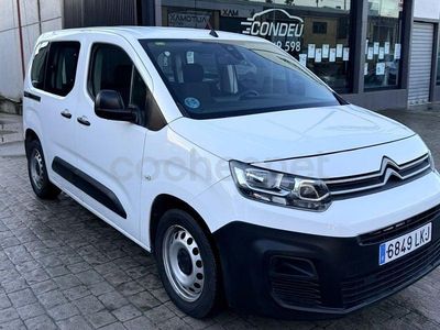 Usado Citroën Berlingo Live 102 CV (75 kW) 2020 Blanco Monovolumen
