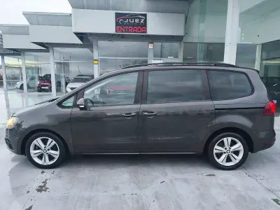 Usado Seat Alhambra Style Plus 150 CV (110 kW) 2016 Marrón Monovolumen