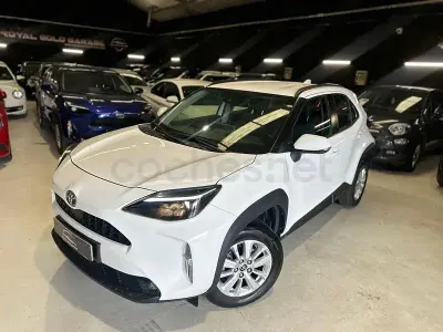 Usado Toyota Yaris Cross Active 116 CV (85 kW) 2024 Blanco SUV