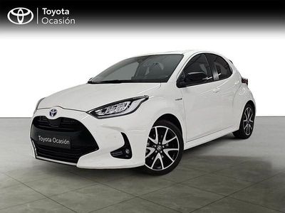 Usado Toyota Yaris Style 116 CV (85 kW) 2022 Blanco Utilitario