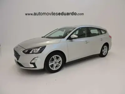 Usado Ford Focus Active 120 CV (88 kW) 2020 Plateado Familiar