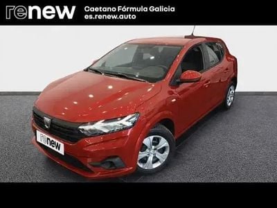 Używany Dacia Sandero Essentiel 101 KM (74 kW) 2022 Czerwony Sedan/Limuzyna
