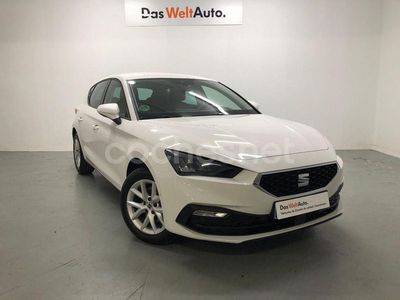 Usado Seat Leon Style 110 CV (80 kW) 2024 Blanco Berlina