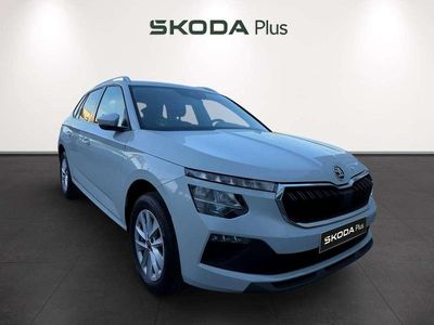 Usado Skoda Kamiq Selection 116 CV (85 kW) 2025 Blanco SUV