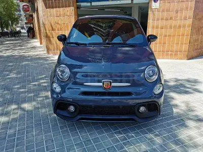 Usado Abarth 595 145 CV (106 kW) 2019 Azul Berlina