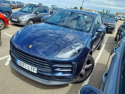 Usado Porsche Macan 245 CV (180 kW) 2021 Azul SUV