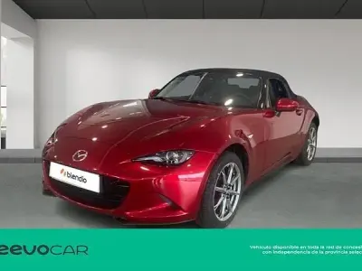 Nuevo Mazda MX5 Exclusive-Line 132 CV (97 kW) 2026 Rojo Descapotable