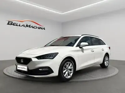 Usado Seat Leon Style 115 CV (84 kW) 2023 Blanco Familiar