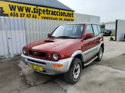 Usado Nissan Terrano 125 CV (91 kW) 1999 Rojo SUV