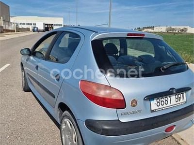 Begagnad Peugeot 206 70 HK (51 kW) 2001 Blå Sedan