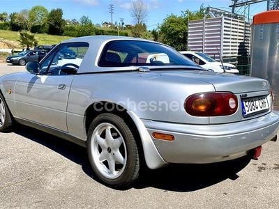 Gris / plata Usado 1995 Mazda MX5 Descapotable | 13.000 €