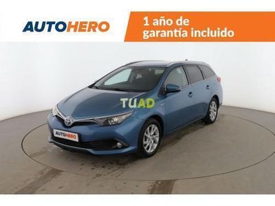 usado Toyota Auris 1.8 Hybrid Active Touring Sports