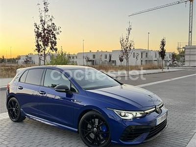 Azul Usado 2023 VW Golf VIII R Berlina | 46.500 € (Un poco caro)